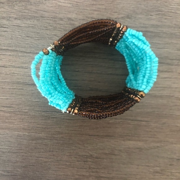 Beaded stretch bracelet - Picture 3 of 5